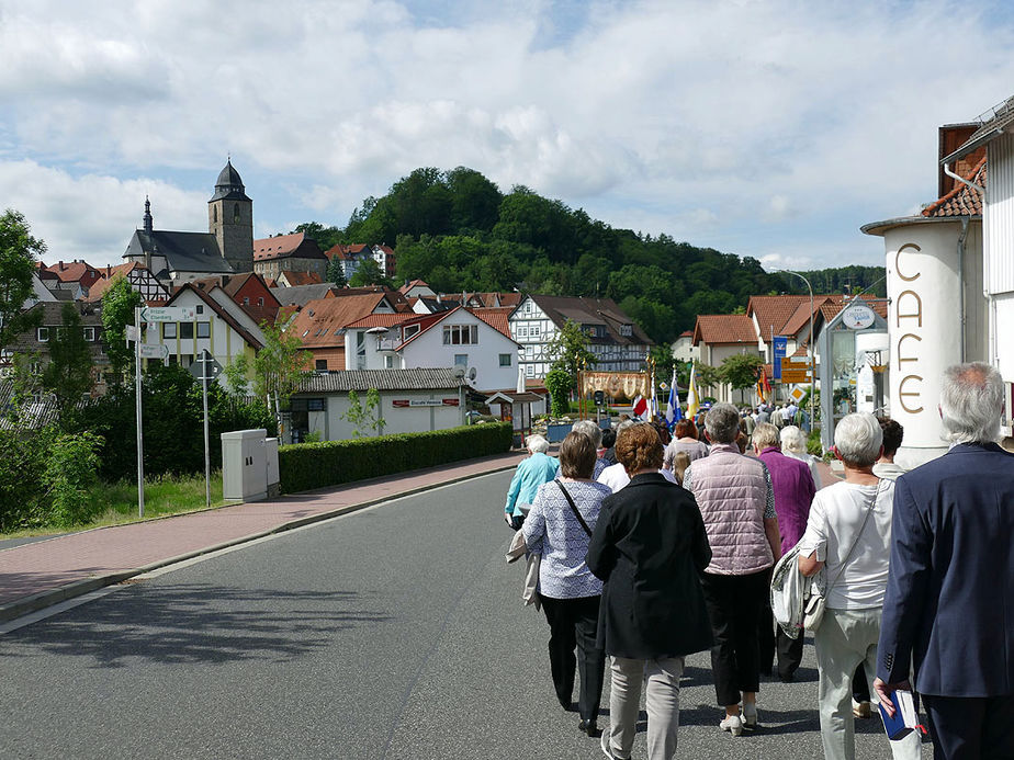 Bittprozession am Pfingstmontag (Foto: Karl-Franz Thiede)